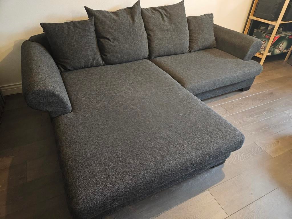 Comfortabele donkergrijze loungebank - 250x180/110 cm, 250 tot 300 cm, Gebruikt, Hoekbank, Ophalen of Verzenden