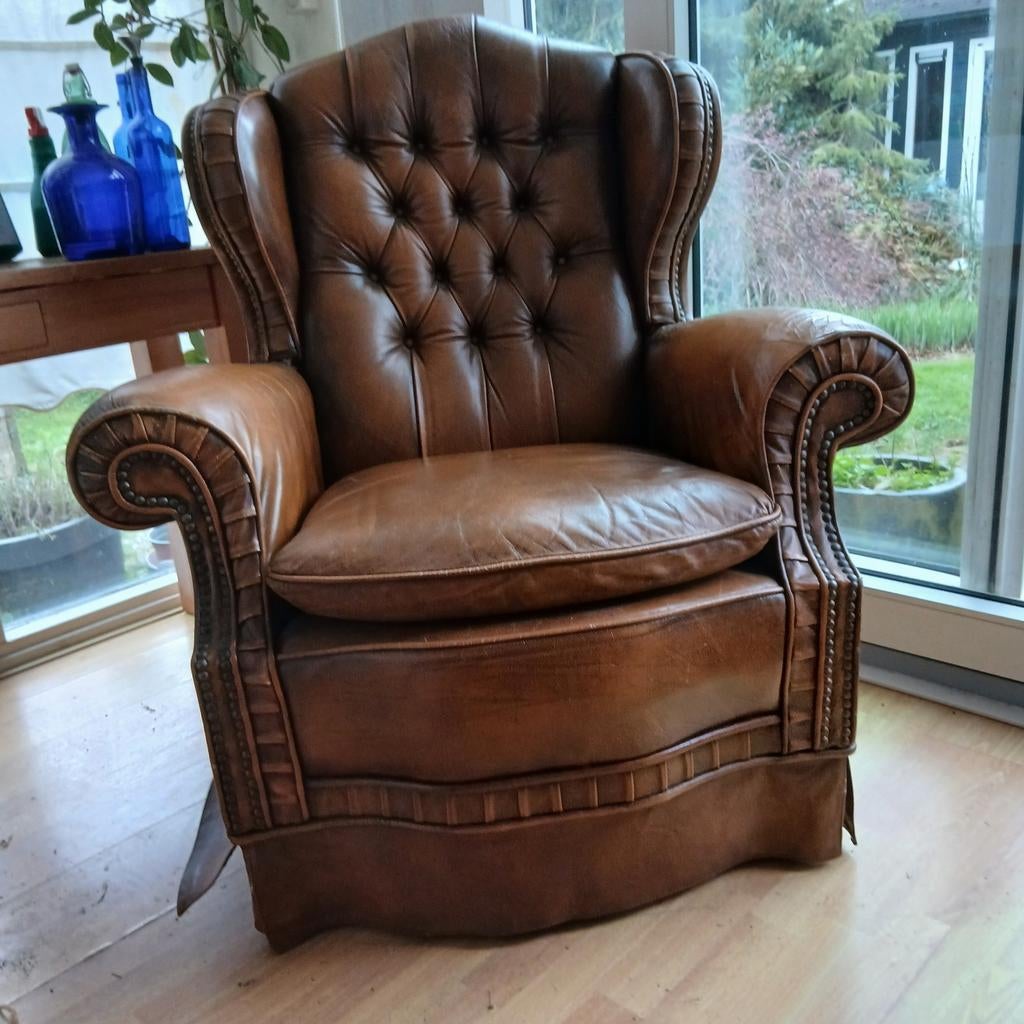 Mooie fauteuil met Chesterfield look., Huis en Inrichting, Fauteuils, Ophalen, Gebruikt, 50 tot 75 cm, Leer