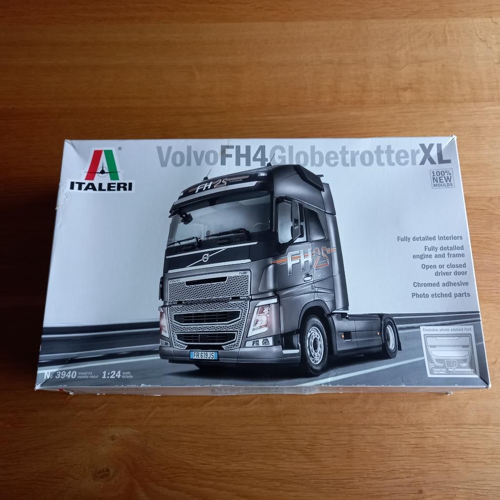 Volvo FH 4 Globetrotter Truck Italeri, Hobby en Vrije tijd, Modelbouw | Auto's en Voertuigen, Ophalen, Italeri, Groter dan 1:32
