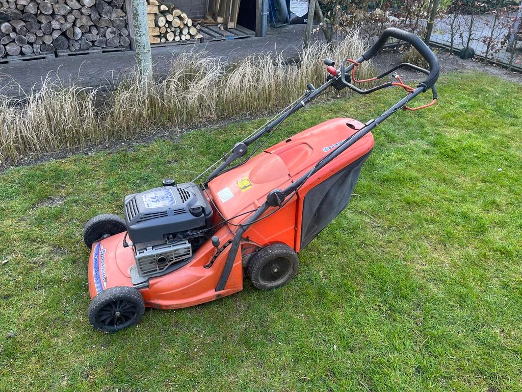 Husqvarna XTL 55 Cat Benzine Grasmaaier - Briggs & Stratton, Tuin en Terras, Ophalen, Cirkelmaaier, Zo goed als nieuw, Opvangbak