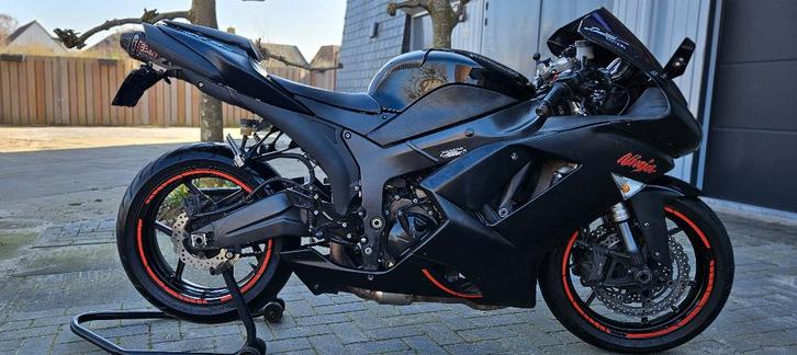 ZX6R Black Ninja, Motoren, Motoren | Kawasaki, Particulier, Sport, meer dan 35 kW, 4 cilinders, Motorrijbewijs A, Handvatverwarming