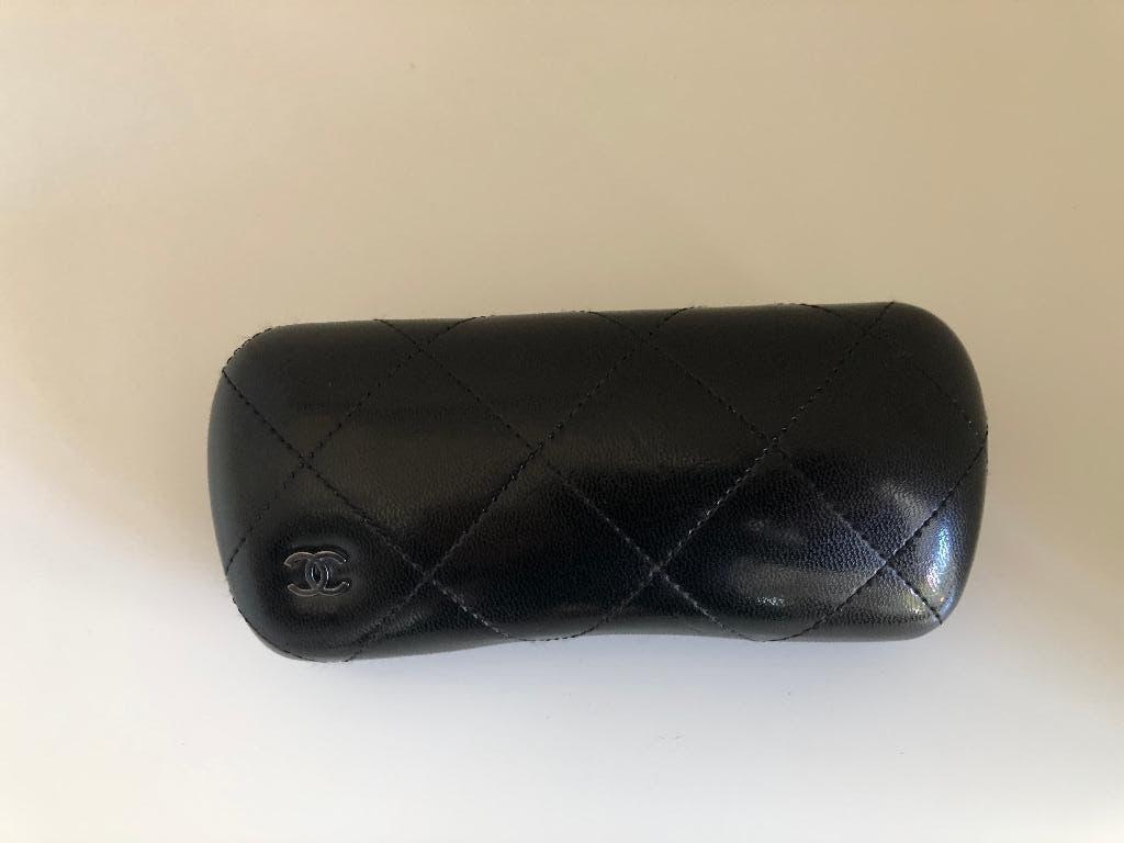 Zeer luxe design Coco Chanel  brillenkoker, Ophalen of Verzenden, Zo goed als nieuw