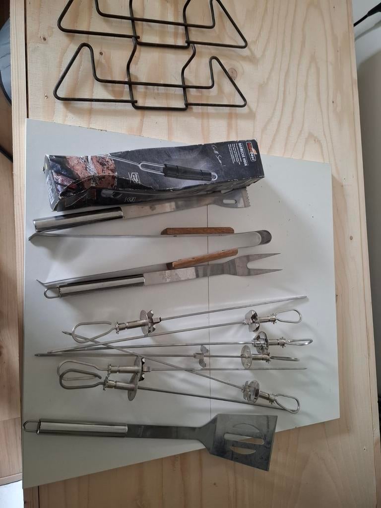 Bbq gereedschap en weber vlees rek, Ophalen of Verzenden