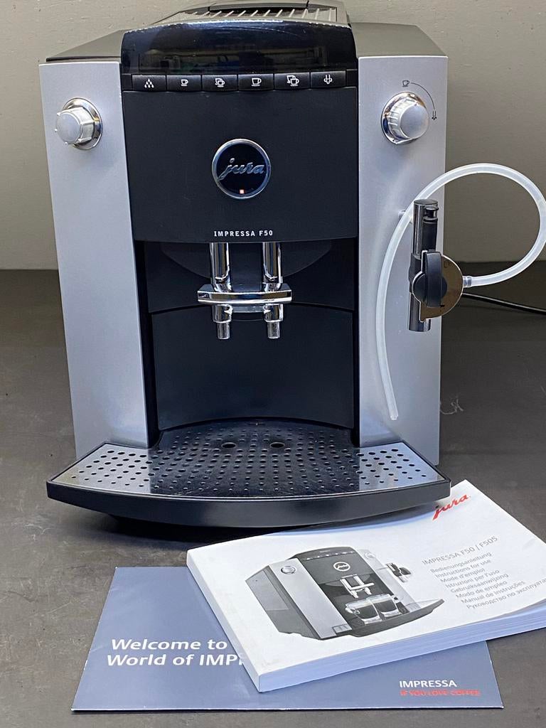 Jura Impressa F50 Koffiemachine - Garantie & Servicebeurt, Witgoed en Apparatuur, Koffiezetapparaten, Afneembaar waterreservoir
