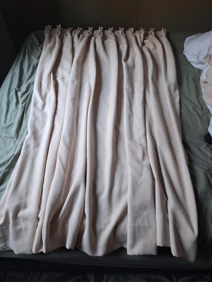 Crèmekleurige gordijnen, netjes afgewerkt, als nieuw - ruil!, Huis en Inrichting, Stoffering | Gordijnen en Lamellen, Zo goed als nieuw