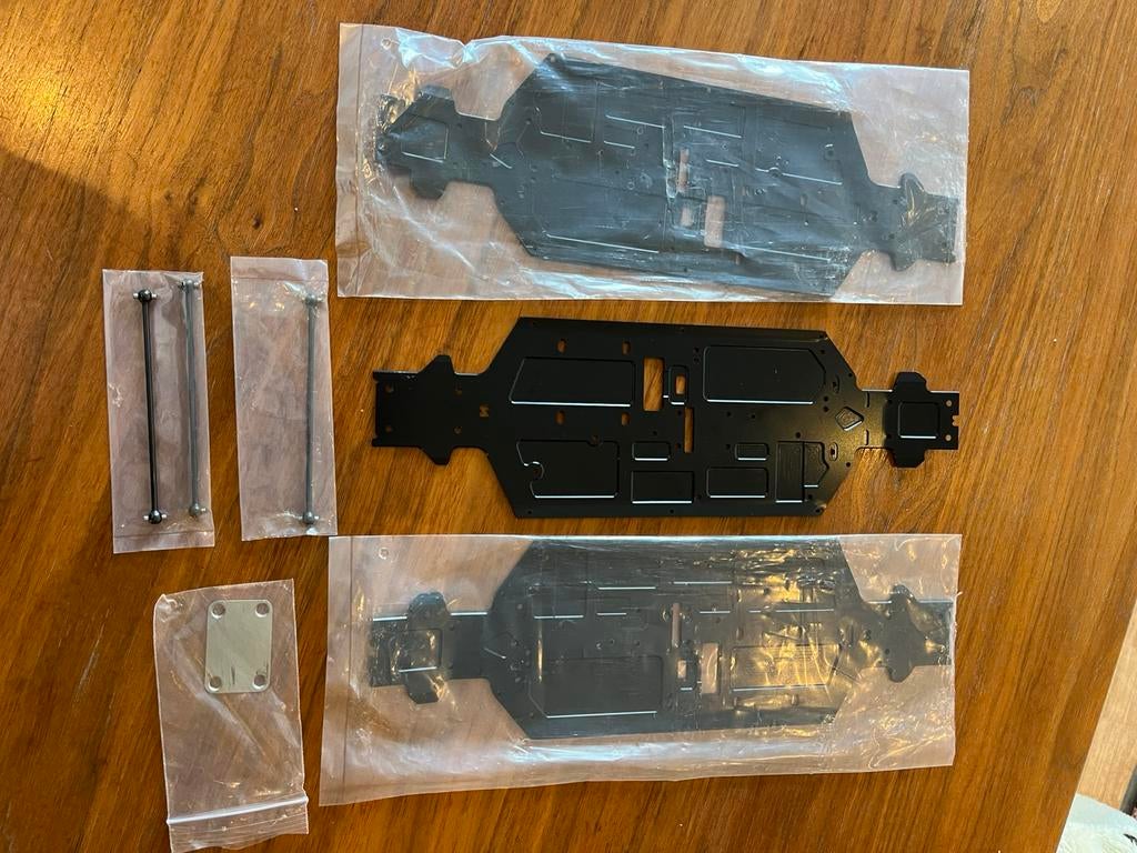 3x HB nitro chassis nieuw, Nieuw, Ophalen of Verzenden, Onderdeel, Nitro