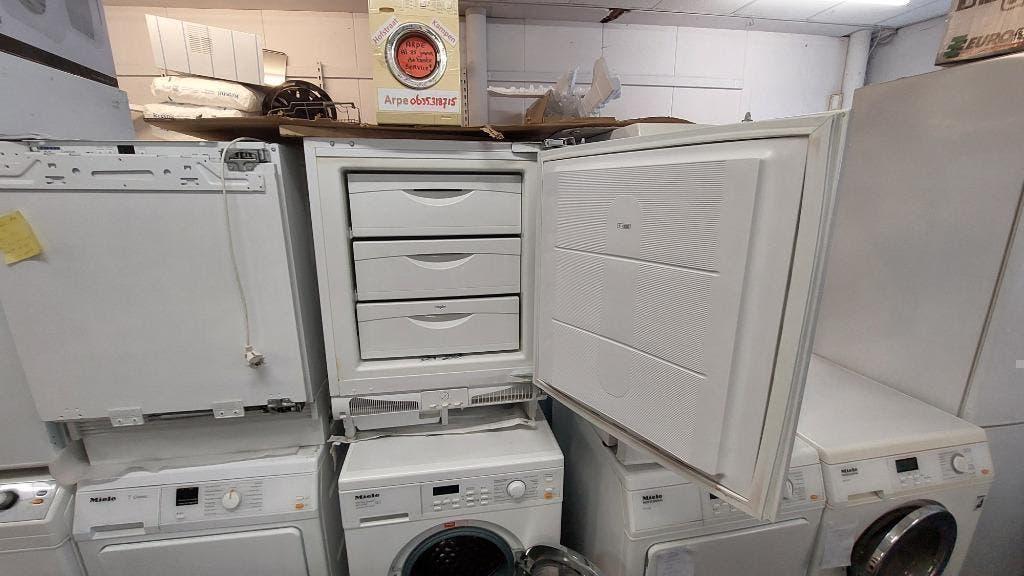 Arpe Kampen  vrieskast onderbouw 81x59,5           199, Witgoed en Apparatuur, Vriezers en Diepvrieskisten, Nieuw, Inbouw, 160 cm of meer