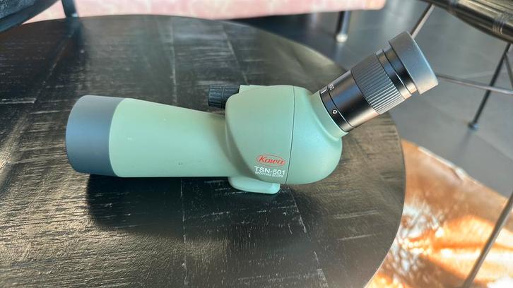 Kowa TSN-501 spotting scope / telescoop 20-40x, Audio, Tv en Foto, Optische apparatuur | Telescopen, Gebruikt, Lenzentelescoop (refractor)
