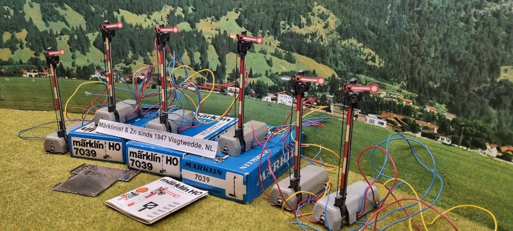 marklin ( 4 x 7039) Arm sein € 15.00, Hobby en Vrije tijd, Modeltreinen | H0, Wisselstroom, Overige typen, Analoog, Ophalen of Verzenden