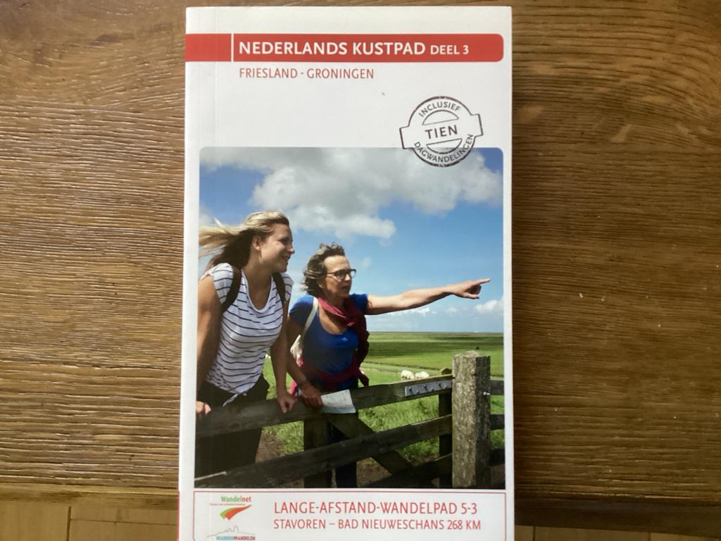 Nederlands Kustpad Deel 3 Friesland - Groningen, Fiets- of Wandelgids, Ophalen of Verzenden, Benelux, Gelezen