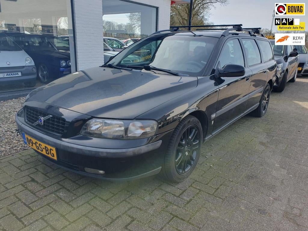 Volvo V70 2.4 Comfort Line BJ 2001 LEES TEKST!, Voorwielaandrijving, 1505 kg, Zwart, 129 €/maand