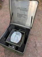 Oerdegelijke bouwlamp met defensie kist, gratis bezorgd!, Ophalen of Verzenden, Zo goed als nieuw, 500 watt of meer