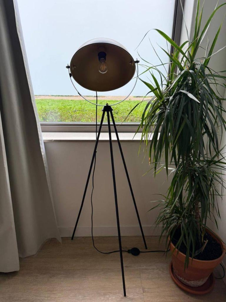Tripod Floor Lamp, Ophalen, Gebruikt, 150 tot 200 cm