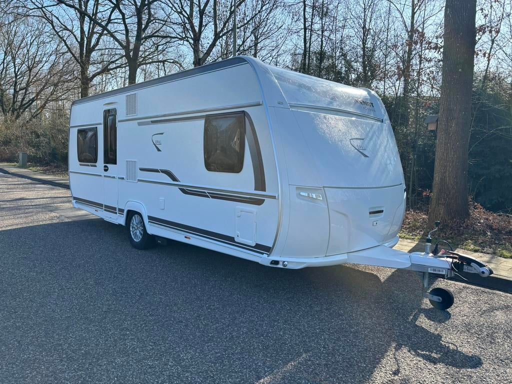 NIEUWSTAAT Fendt opal 560 | 2022 | airco | mover + EXTRA’S, Mover, Rondzit, Particulier, Fendt