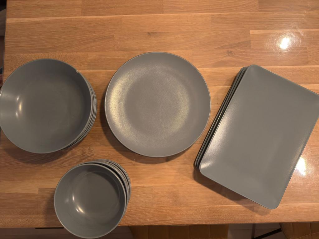 Servies - Borden, kommen en meer, Ophalen, Gebruikt, Bord(en), Effen