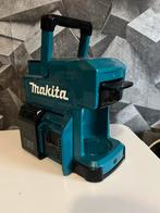 Makita Koffiemachine op accu - Draagbaar en handig, Afneembaar waterreservoir, Gebruikt, Koffiemachine, Gemalen koffie