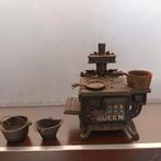 Antiek gietijzeren fornuisje, Antiek en Kunst, Antiek | Speelgoed, Ophalen of Verzenden