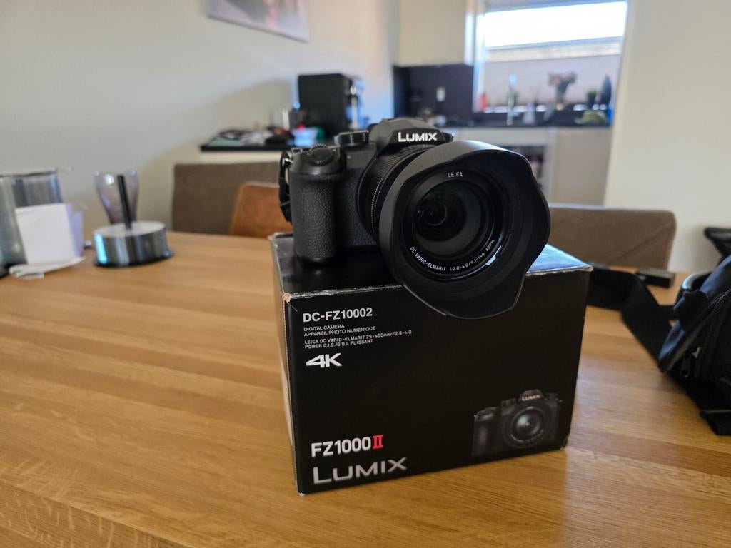 Panasonic Lumix FZ1000 II 4K Digitale Camera, Compact, Ophalen of Verzenden, Zo goed als nieuw, Overige Merken
