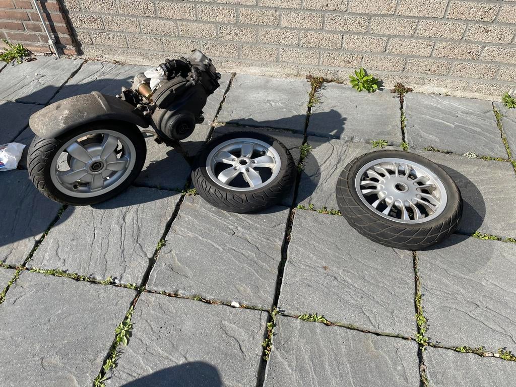 Vespa Sprint/PrimaVera velgen, Fietsen en Brommers, Brommeronderdelen | Scooters, Ophalen, Gebruikt, Overige typen, Vespa