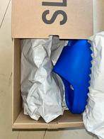 Yeezy slide azure | maat 43, Nieuw, Slippers, Ophalen of Verzenden, Yeezy