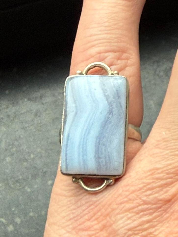 Zilveren ring maansteen mt 18, Sieraden, Tassen en Uiterlijk, Ringen, Zo goed als nieuw, Dame, 17 tot 18, Zilver, Zilver, Met edelsteen