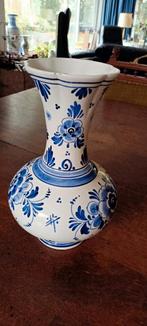 Delfts Blauwe Vaas - Handgeschilderd, Huis en Inrichting, Woonaccessoires | Vazen, Blauw, Aardewerk of Porselein, Ophalen of Verzenden