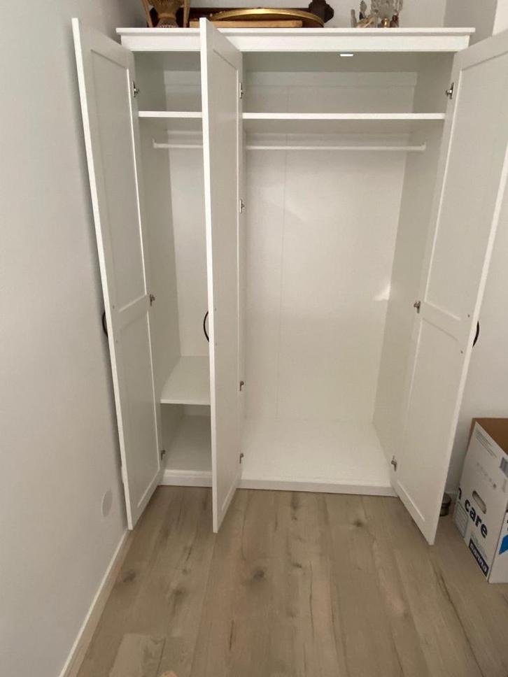 Brimnes IKEA Kast - Zo Goed Als Nieuw!, Huis en Inrichting, Kasten | Kledingkasten, Zo goed als nieuw, 150 tot 200 cm, 100 tot 150 cm