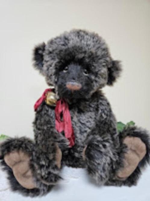 Charlie Bears bear beer Watson Isabelle Lee, Verzamelen, Beren en Cherished Teddies, Zo goed als nieuw, Stoffen beer, Overige merken
