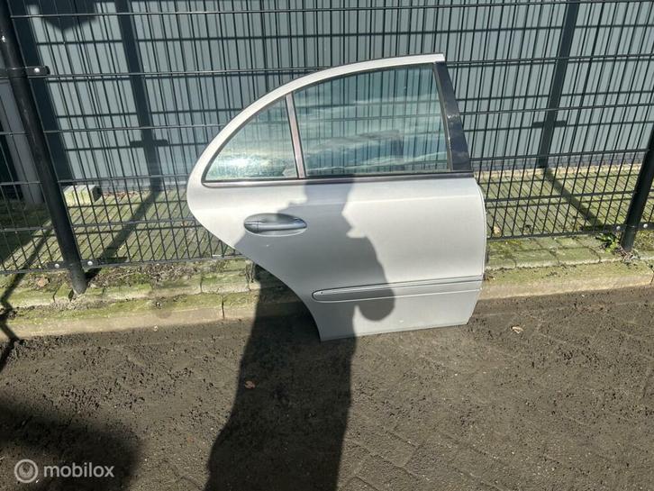 Achterdeur rechts Mercedes E-klasse W211 ('02-'09), Auto-onderdelen, Carrosserie en Plaatwerk, Deur, Mercedes-Benz, Achter, Rechts