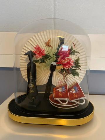 Oude Stolp met Chinese Accessoires ook leuk voor kerst beschikbaar voor biedingen