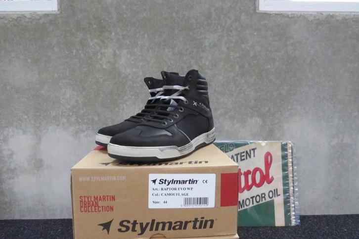 Nieuwe motorschoen sneakers style martin atom maat 47, Motoren, Kleding | Motorkleding, Laarzen, Heren, Nieuw met kaartje, Ophalen