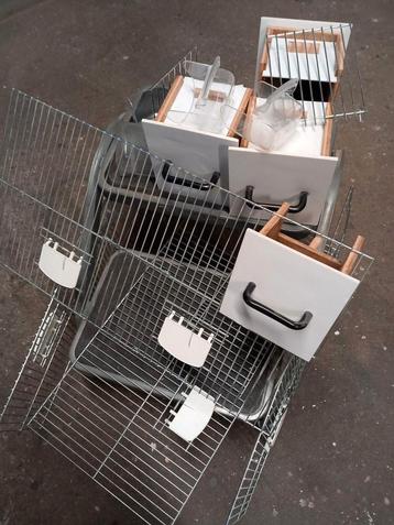 Frontjes met nestkastjes  beschikbaar voor biedingen