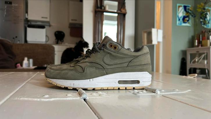 Nike Air Max 1 Premium River Rock (454746-018) 37.5, Kleding | Dames, Schoenen, Zo goed als nieuw, Sneakers of Gympen, Ophalen of Verzenden