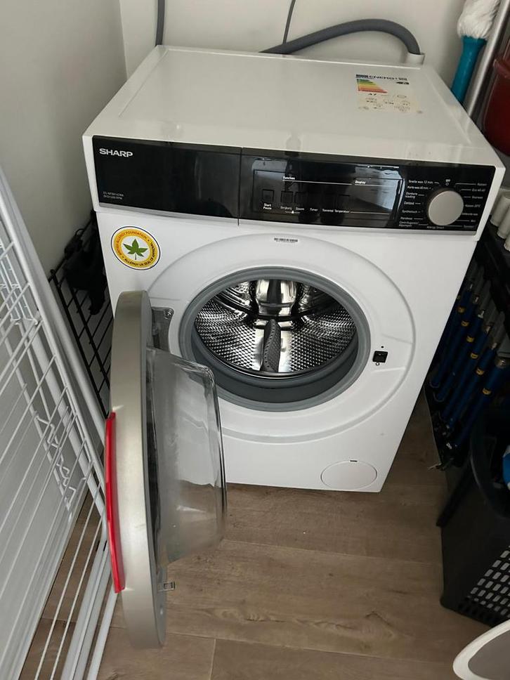 Zuinige wasmachine (SHARP) - energieklasse A, Witgoed en Apparatuur, Wasmachines, 6 tot 8 kg, 85 tot 90 cm, 1200 tot 1600 toeren