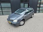 Nissan Almera Tino 1.8 2006 Grijs Trekhaak, Auto's, Nissan, 65 €/maand, 4 cilinders, Almera Tino, Trekhaak