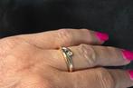 Gouden aanschuifring met diamant. Ca: 0.10 ct. 2025/604., Ophalen of Verzenden, Goud, Ring, Met edelsteen