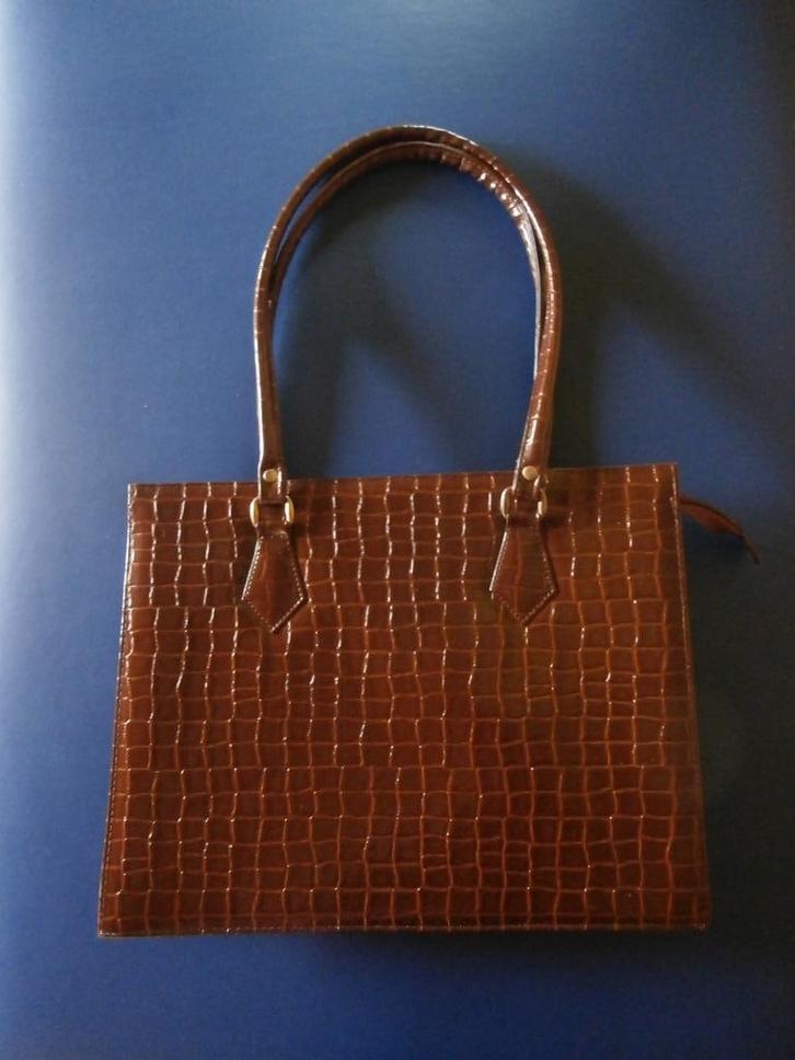 Leren bruine handtas (reptielenleer) uit rookvrij huis., Sieraden, Tassen en Uiterlijk, Tassen | Damestassen, Zo goed als nieuw