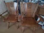 Twee antieke eikenhouten ridder stoelen met armleuningen, Antiek en Kunst, Antiek | Meubels | Stoelen en Banken, Ophalen