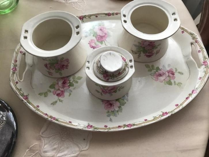 antiek porseleinen kap tafel set gemerkt, Antiek en Kunst, Antiek | Porselein, Ophalen of Verzenden