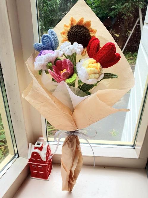 Gehaakt bloemenboeket, Huis en Inrichting, Woonaccessoires | Kunstplanten en Kunstbloemen, Nieuw, Binnen, Ophalen of Verzenden