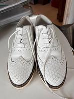 Tango Witte Veterschoenen Maat 38, Kleding | Dames, Schoenen, Ophalen of Verzenden, Zo goed als nieuw, Wit, Schoenen met lage hakken