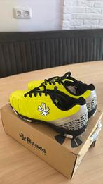 Hele leuke voetbalschoenen (Nieuw in doos) maat 33, Maat XS of kleiner, Schoenen, Nieuw, Ophalen of Verzenden