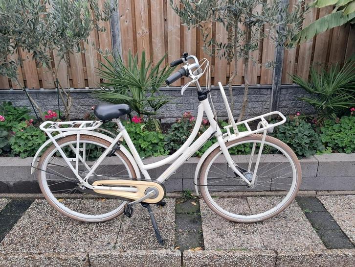 Zeer mooie witte Batavus Diva Plus N7 transportfiets, Fietsen en Brommers, Fietsen | Dames | Damesfietsen, Zo goed als nieuw, Batavus