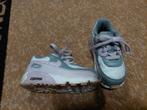 Nike air max maatje 23.5 lila wit grijs, Kinderen en Baby's, Babykleding | Schoentjes en Sokjes, Meisje, Ophalen of Verzenden