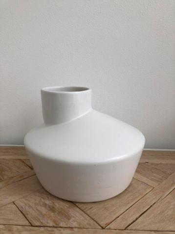 Design vaas Braxton NIEUW Japandi wabi sabi Scandinavisch beschikbaar voor biedingen