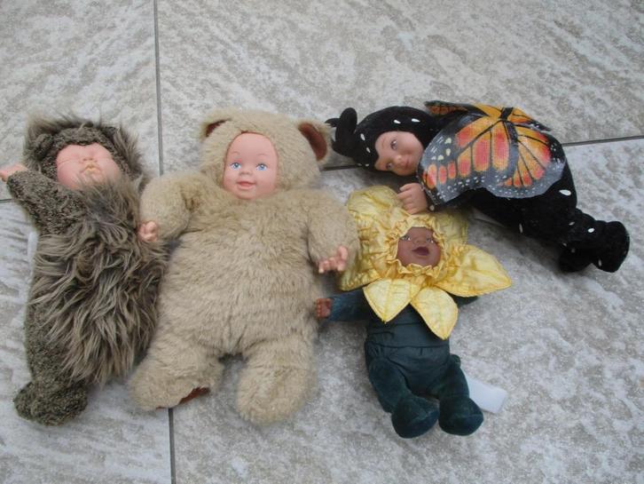 Anne Geddes set van 4 poppen - beer / vlinder / zonnebloem, Verzamelen, Poppen, Zo goed als nieuw, Pop, Ophalen of Verzenden