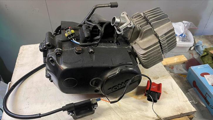 Tomos blok 65cc airsal met jammar koppeling, Fietsen en Brommers, Brommers | Tomos, Zo goed als nieuw, Overige modellen, Ophalen of Verzenden