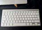 apple wireless keyboard, Computers en Software, Toetsenborden, Ergonomisch, Ophalen of Verzenden, Zo goed als nieuw, Draadloos