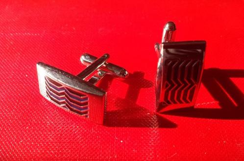 Klassieke Manchetknopen Zwart en Zilver, Sieraden, Tassen en Uiterlijk, Manchetknopen, Nieuw, Overige materialen, Ophalen of Verzenden