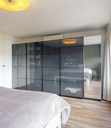 Twee sets schuifdeuren (ikea - AULI/MEHAMN) te koop. - afbeelding 1
